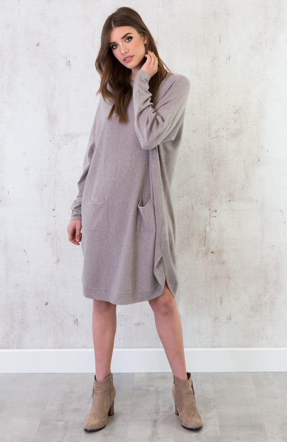 Comfy Trui Lang Taupe | Themusthaves.nl Comfy Trui Lang Legergroen | Themusthaves.nl