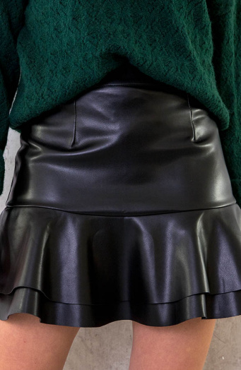 Leather-Layer-Skirt-Zwart