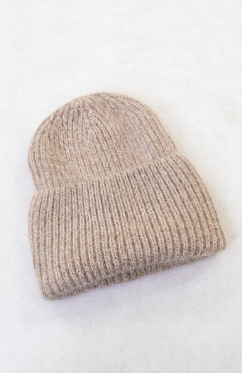 Knitted-Pailletten-Beanie-Taupe-2
