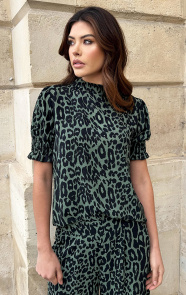 The Musthaves Mila Short Sleeve Top Leopard Army