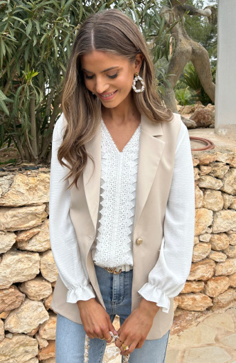 Elegant-Blazer-Gilet-Beige-3