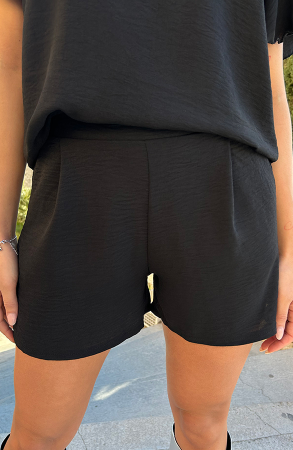 Mila Short Zwart