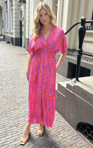 The Musthaves Maxi Dress Colorful Leaf Print Oranje