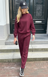 The Musthaves Oversized Trui Met Bies Burgundy