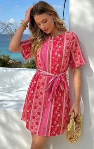 The Musthaves Loose Fit Jurk Satin Print Rood Roze