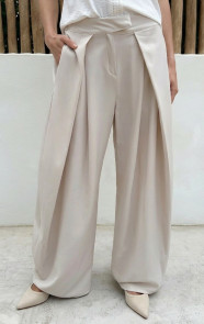 The Musthaves Ultra Pleated Wide Leg Pants Beige