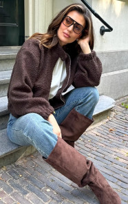 The Musthaves Boucle Bomber Coat Met Rits Choco